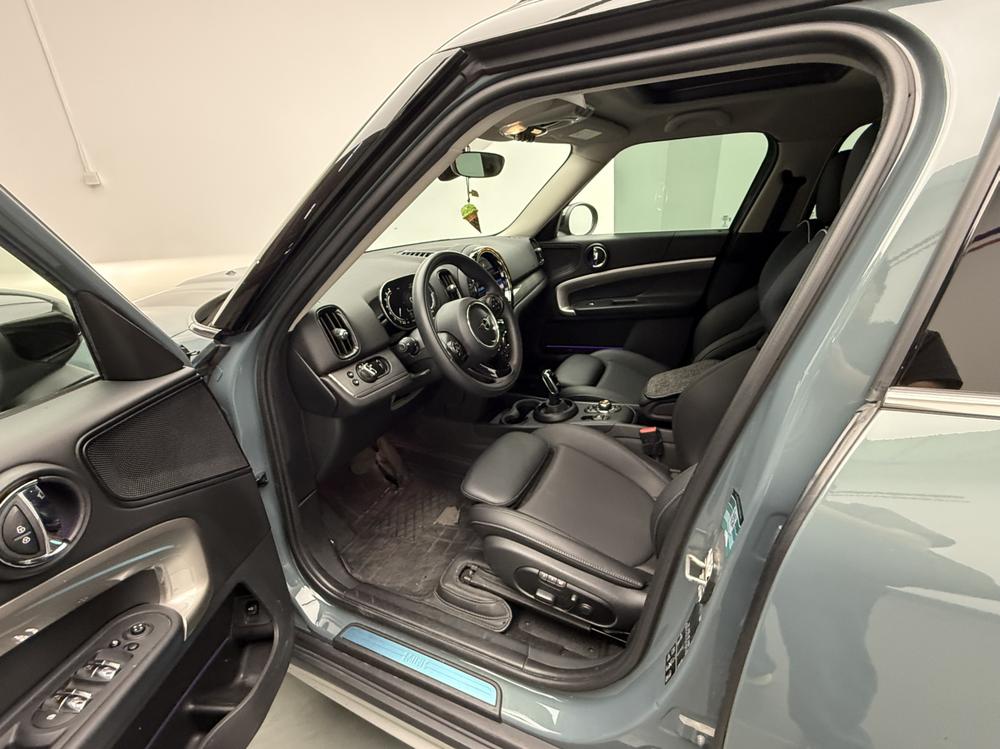 MINI MINI COUNTRYMAN