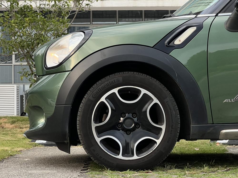 MINI MINI COUNTRYMAN