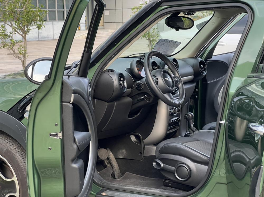 MINI MINI COUNTRYMAN