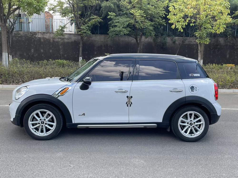 MINI MINI COUNTRYMAN