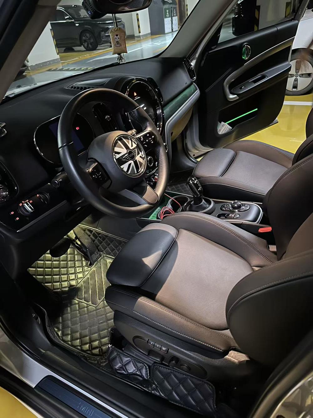 MINI MINI COUNTRYMAN