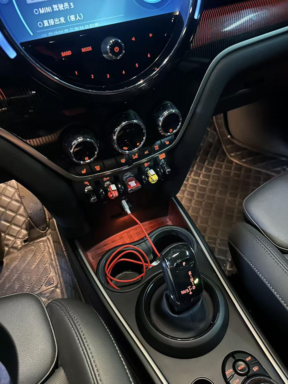 MINI MINI COUNTRYMAN