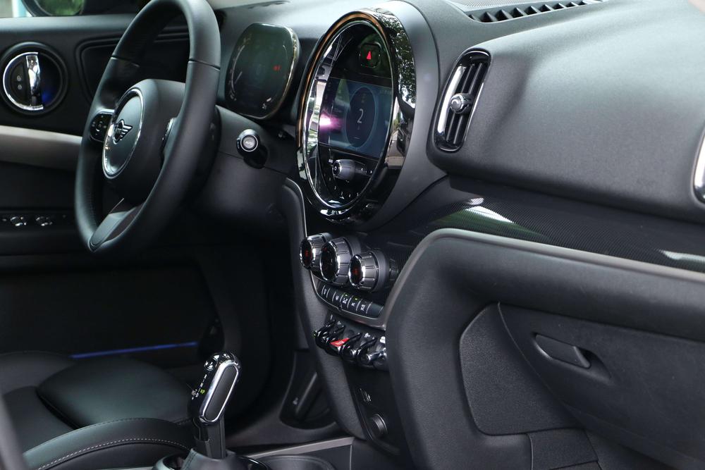 MINI MINI COUNTRYMAN