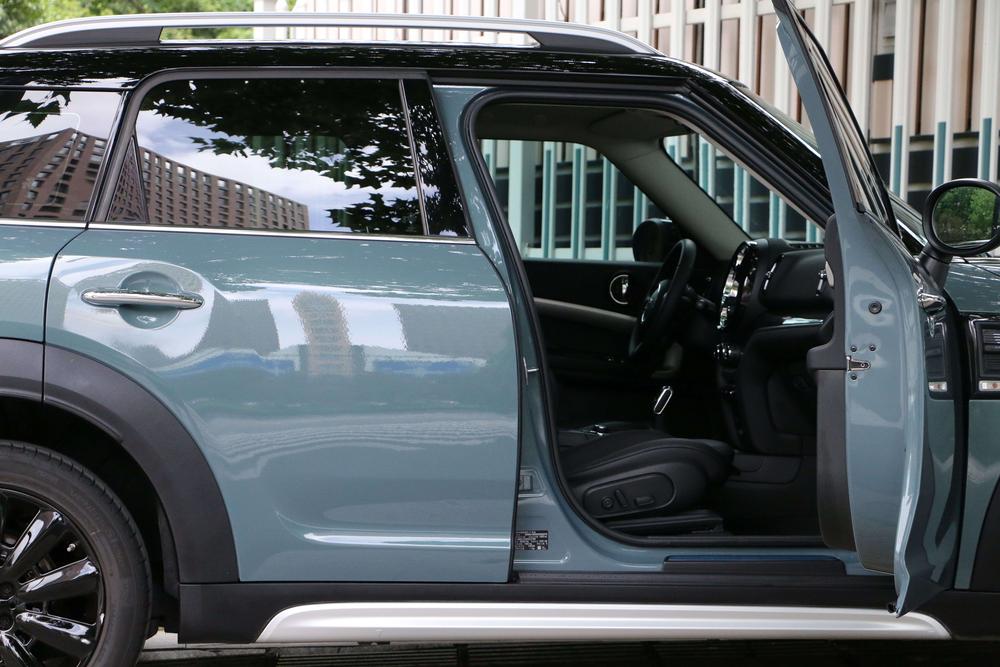 MINI MINI COUNTRYMAN