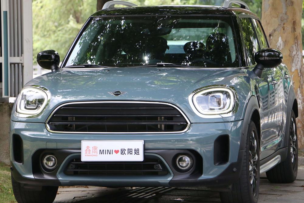 MINI MINI COUNTRYMAN