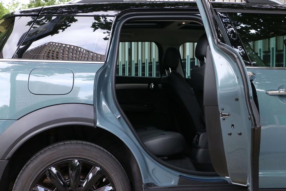 MINI MINI COUNTRYMAN