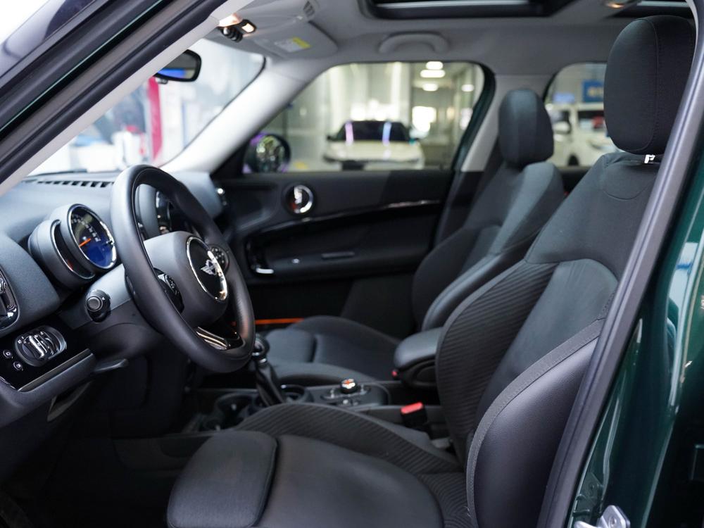 MINI MINI COUNTRYMAN