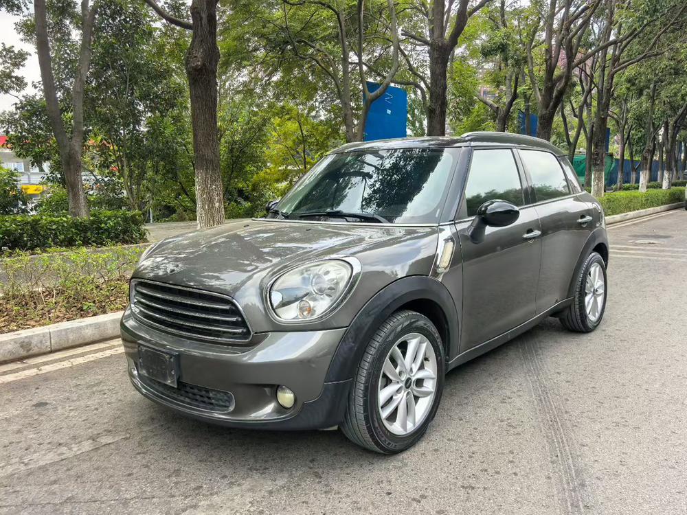 MINI MINI COUNTRYMAN