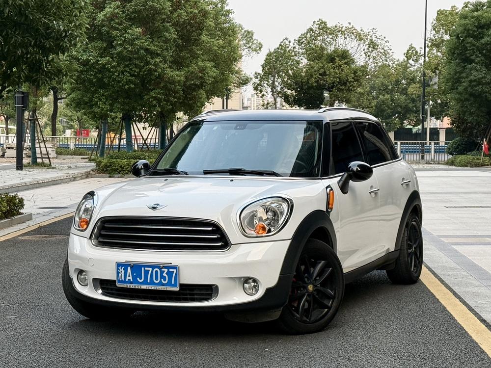 MINI MINI COUNTRYMAN