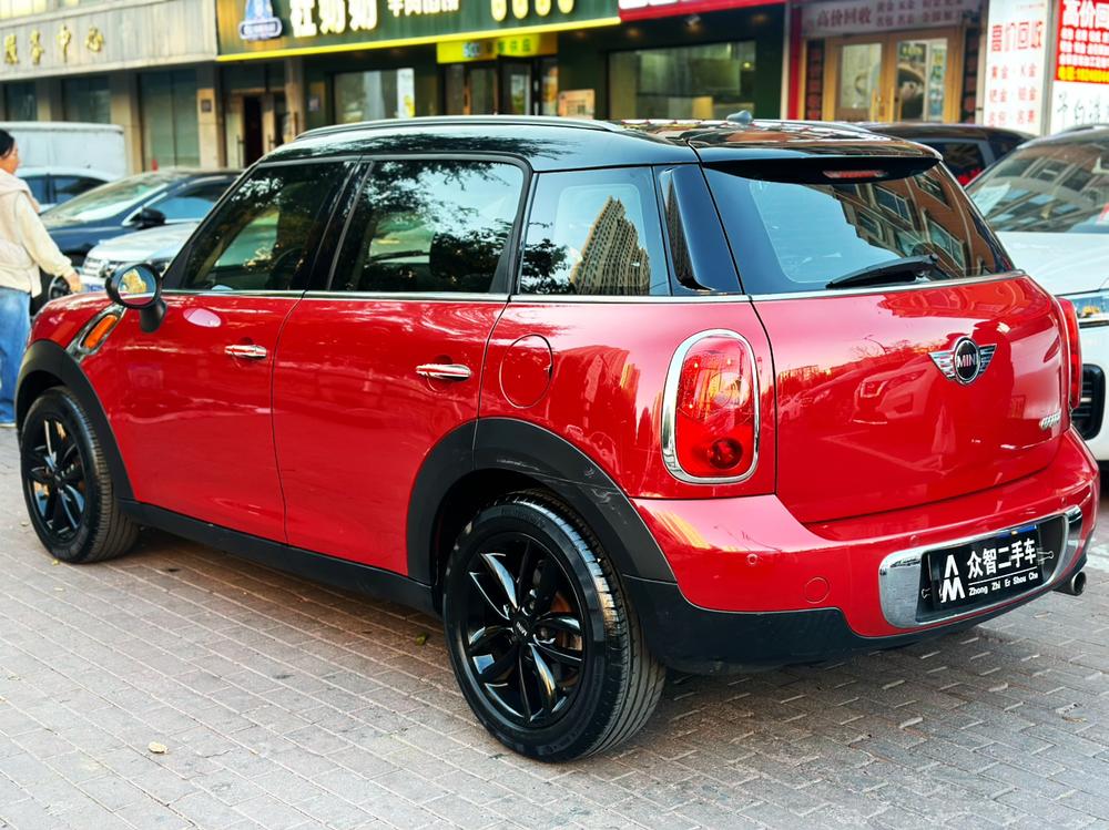 MINI MINI COUNTRYMAN