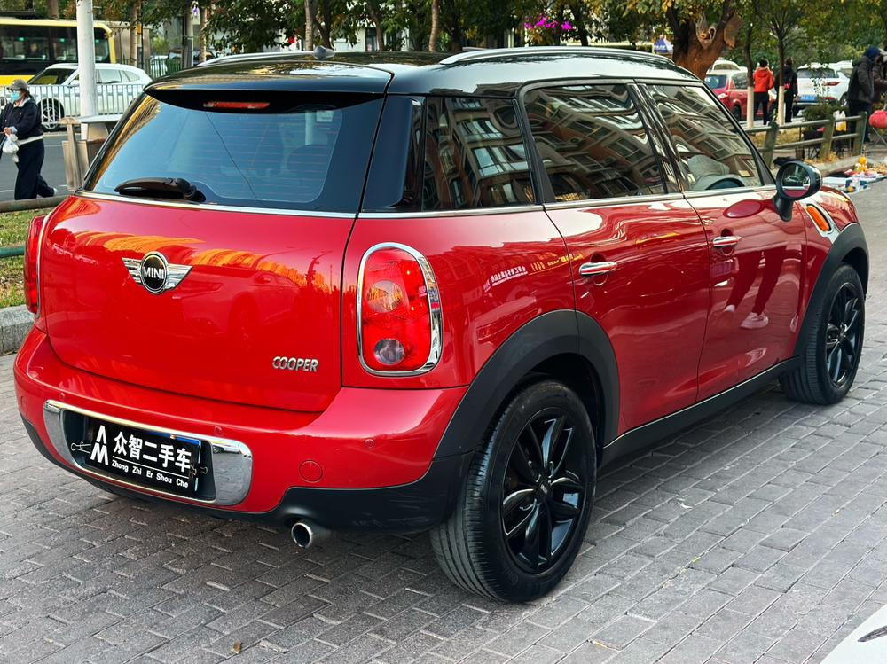 MINI MINI COUNTRYMAN