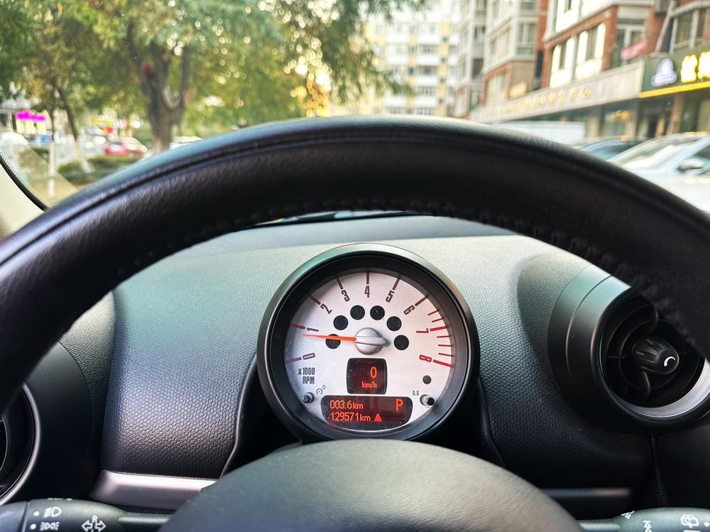 MINI MINI COUNTRYMAN