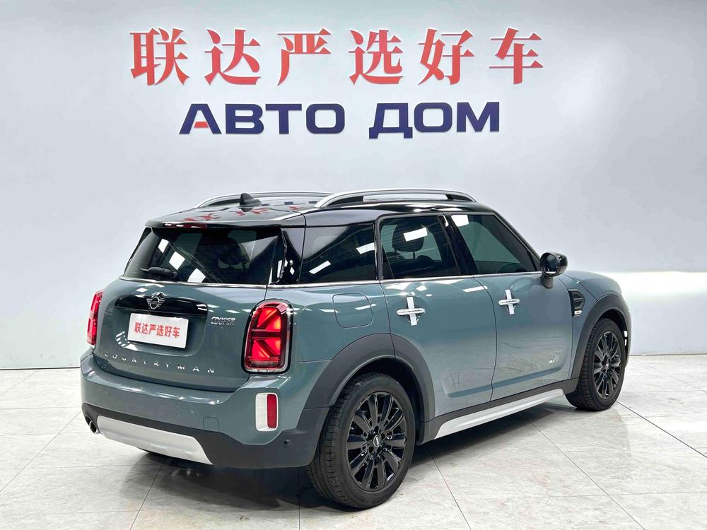 MINI MINI COUNTRYMAN