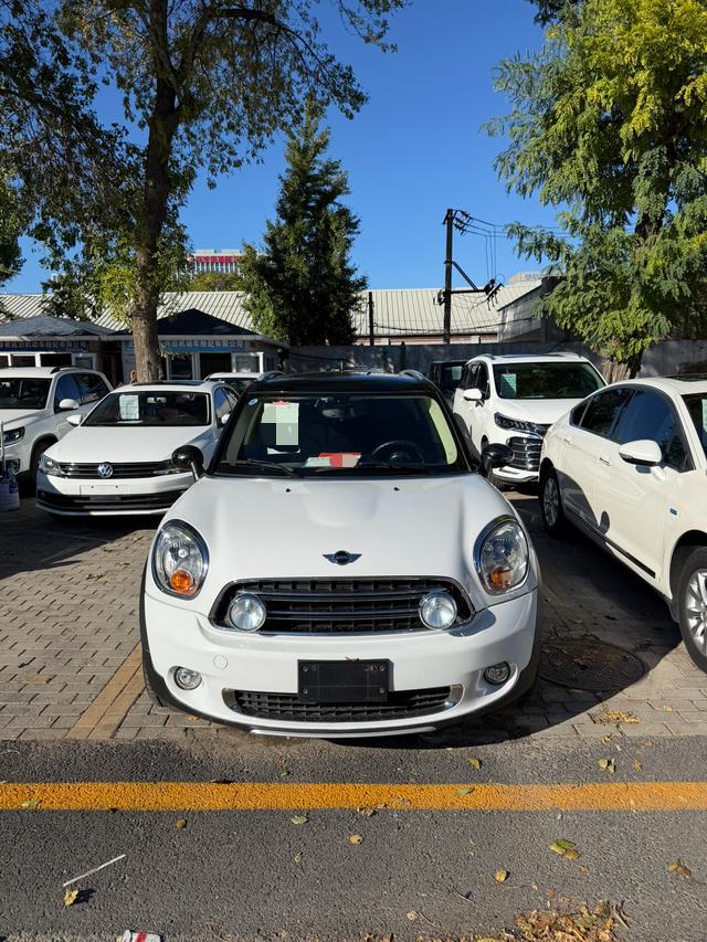 MINI MINI COUNTRYMAN