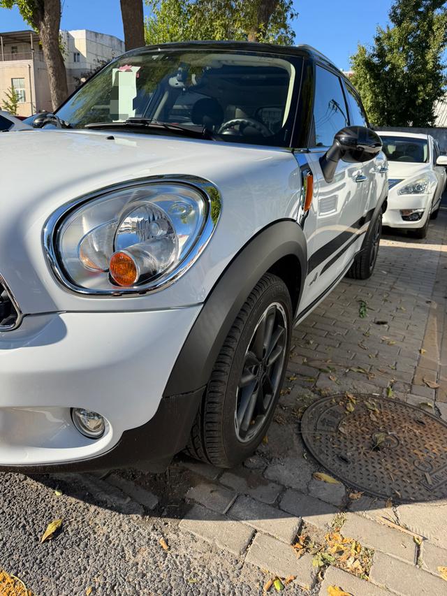 MINI MINI COUNTRYMAN