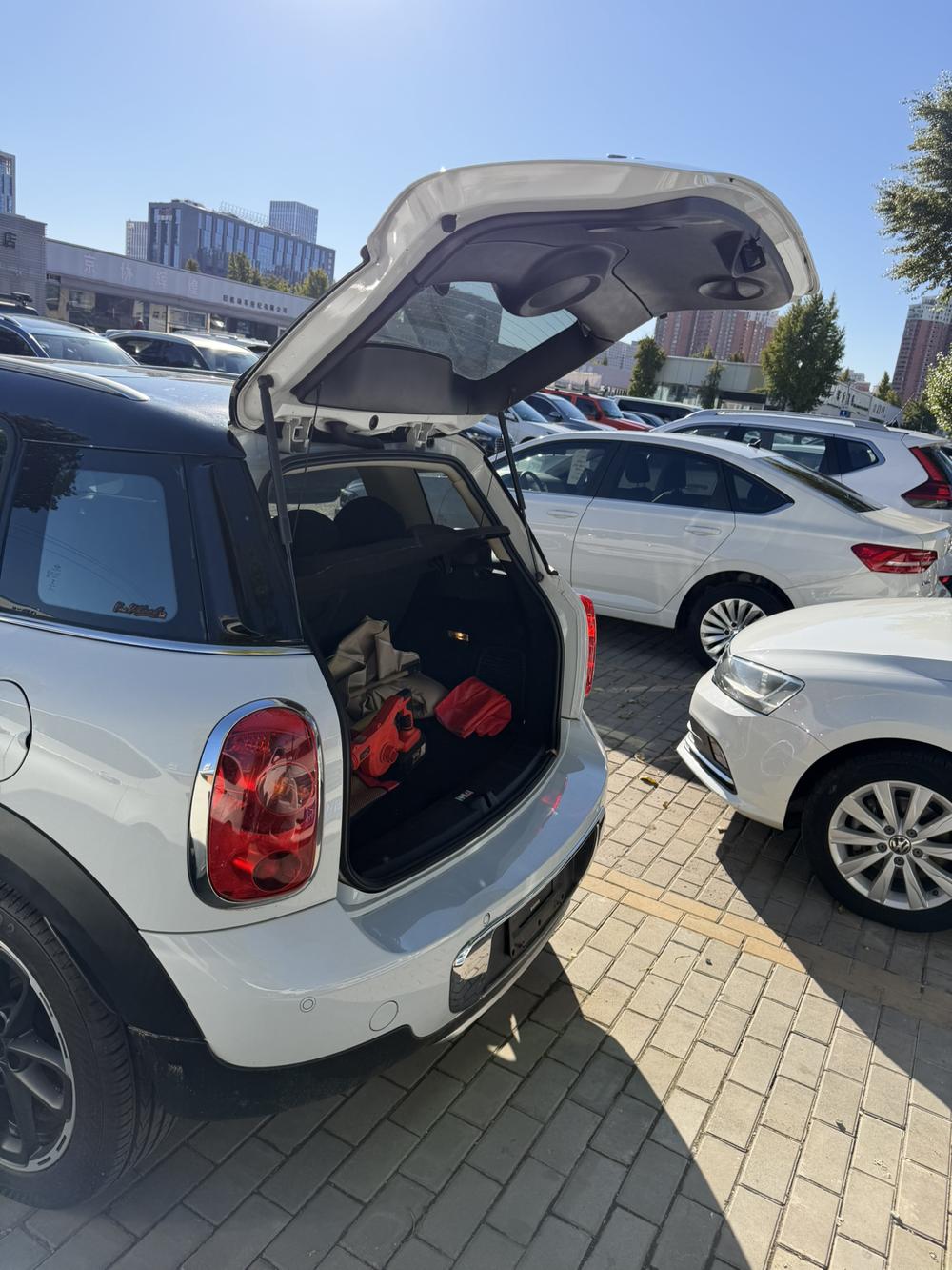 MINI MINI COUNTRYMAN