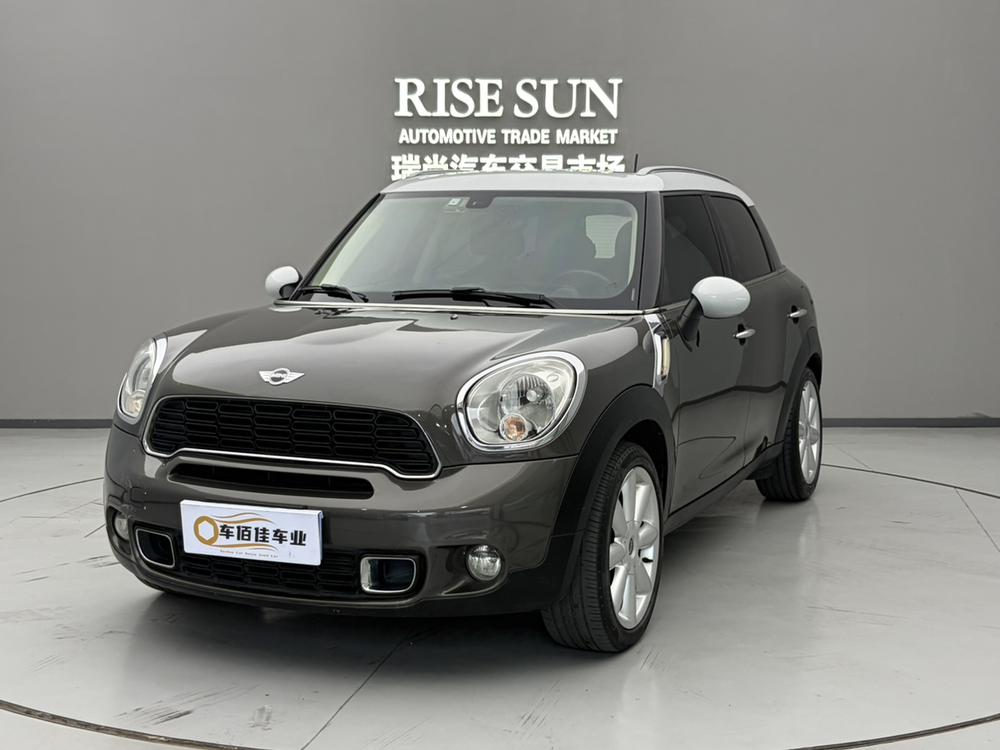 MINI MINI COUNTRYMAN