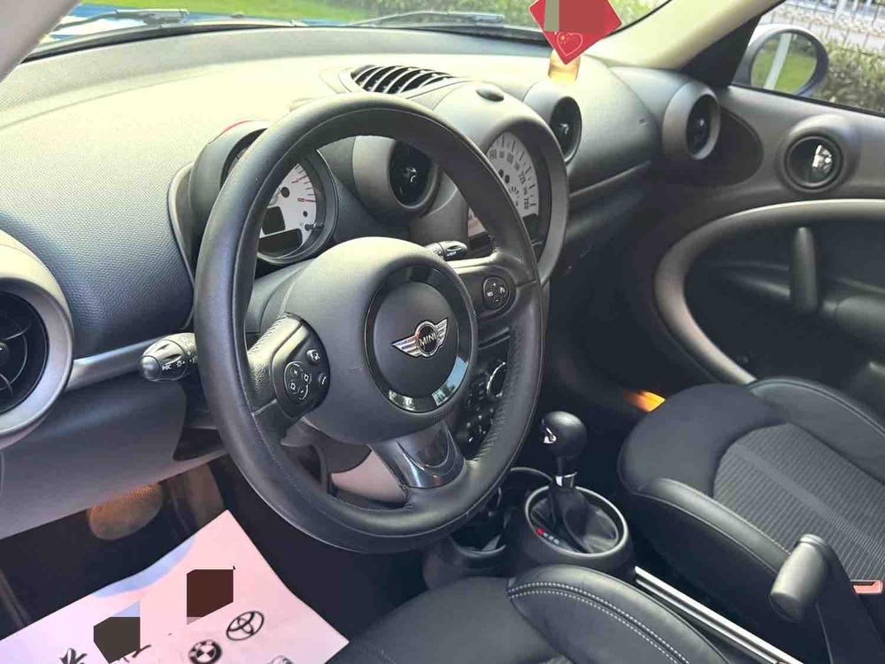 MINI MINI COUNTRYMAN
