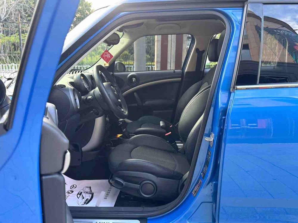MINI MINI COUNTRYMAN