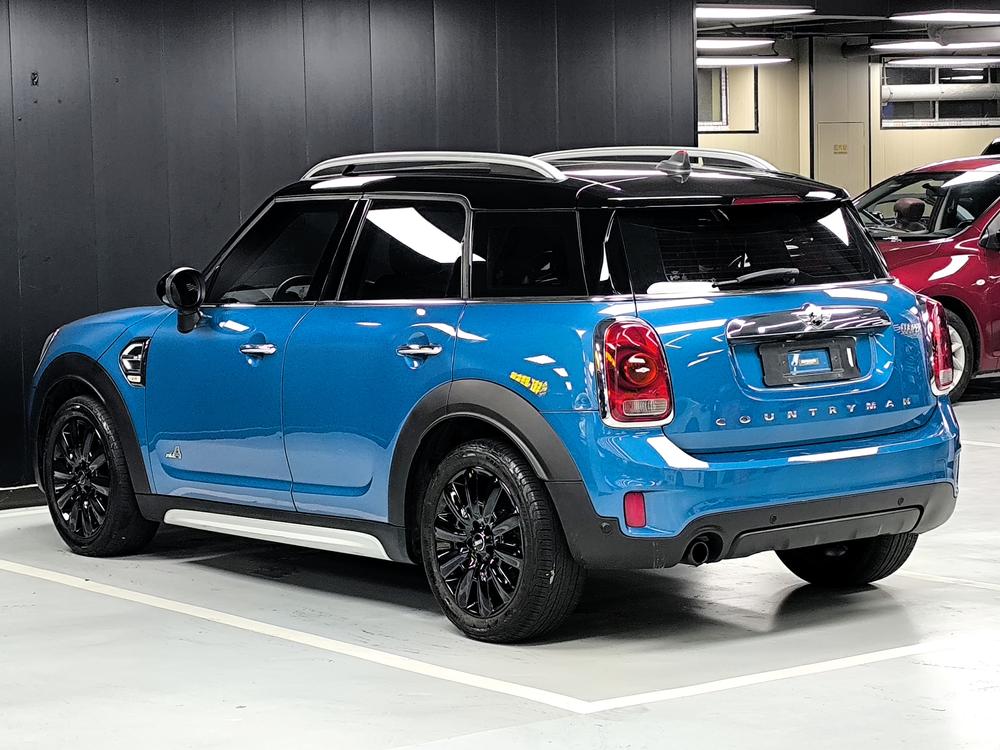 MINI MINI COUNTRYMAN