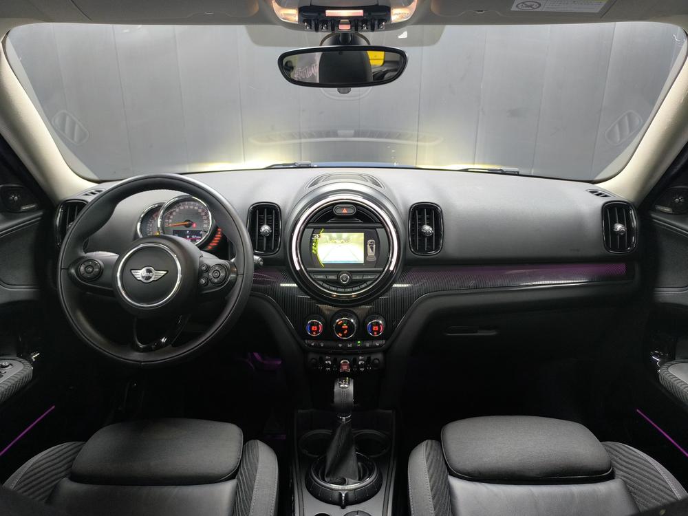 MINI MINI COUNTRYMAN