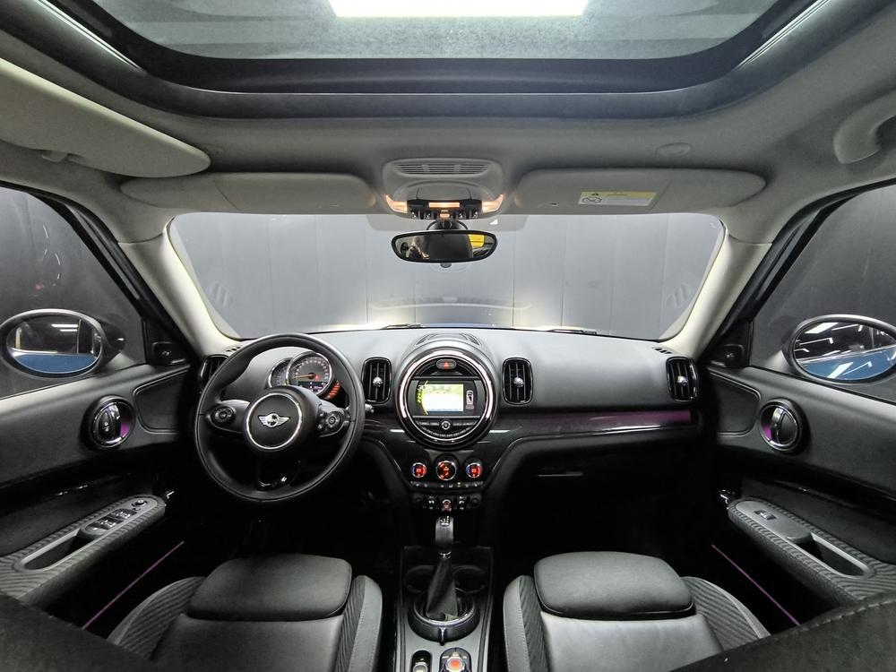 MINI MINI COUNTRYMAN