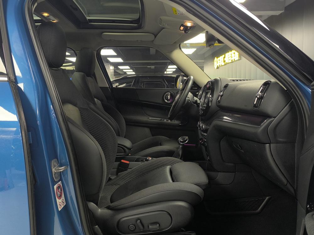 MINI MINI COUNTRYMAN