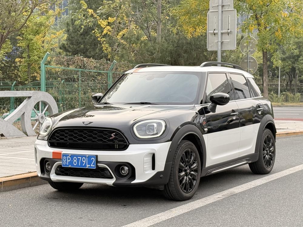 MINI MINI COUNTRYMAN