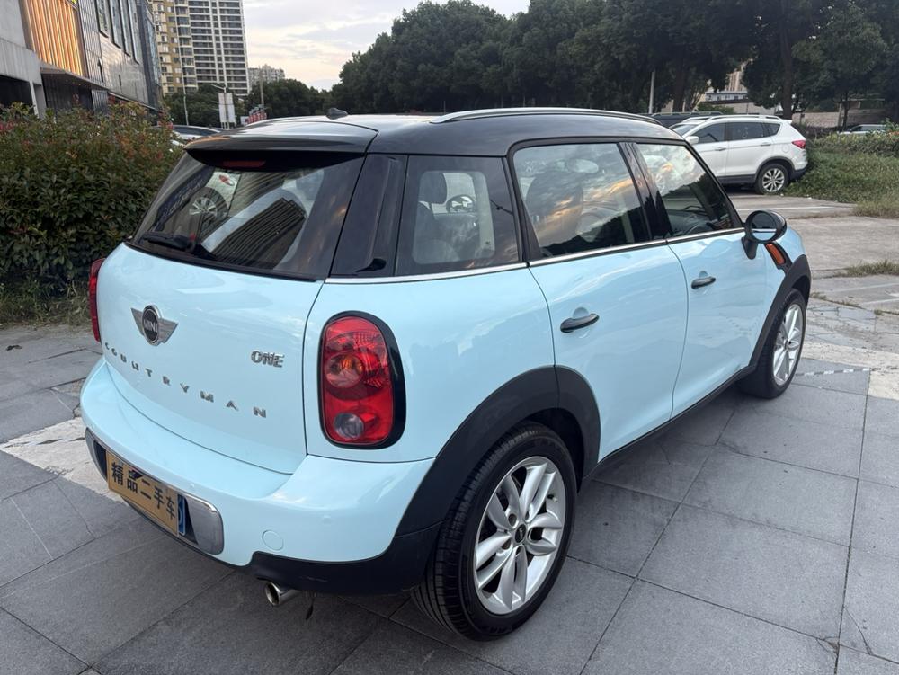 MINI MINI COUNTRYMAN