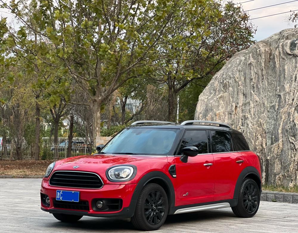 MINI MINI COUNTRYMAN