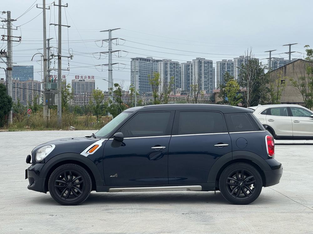 MINI MINI COUNTRYMAN