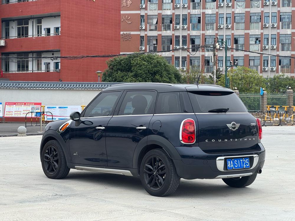 MINI MINI COUNTRYMAN