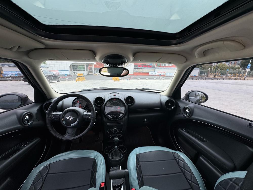 MINI MINI COUNTRYMAN