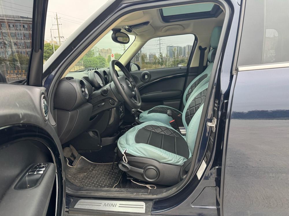 MINI MINI COUNTRYMAN