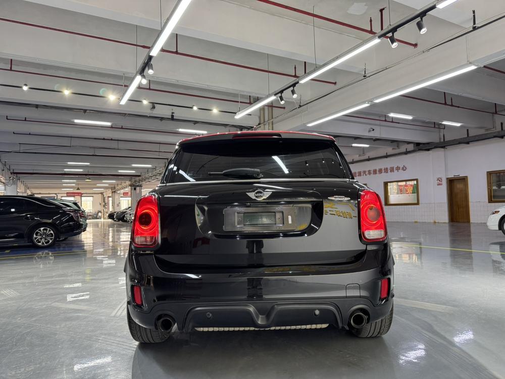 MINI MINI JCW COUNTRYMAN