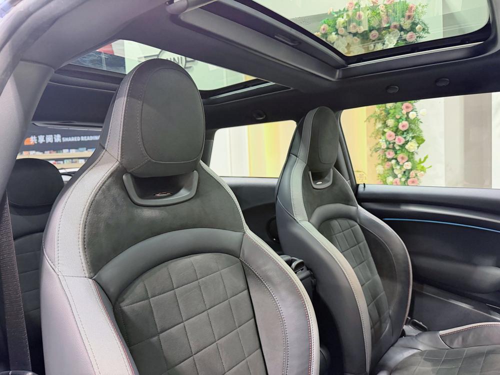 MINI MINI JCW