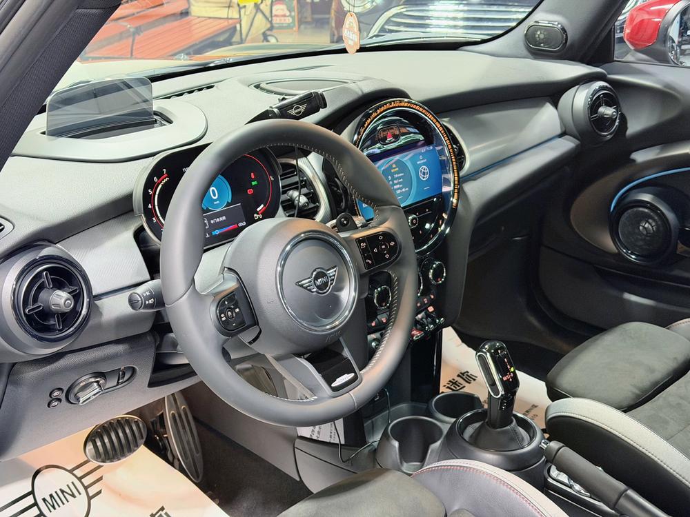 MINI MINI JCW