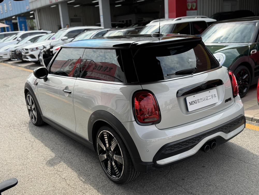 MINI MINI