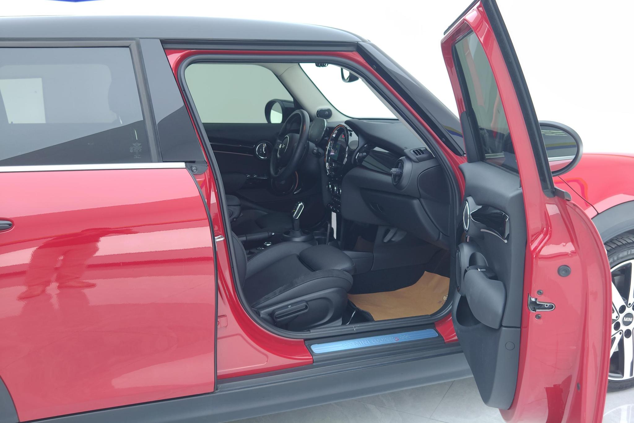 MINI MINI