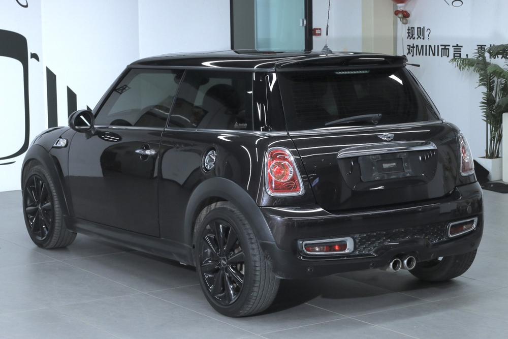 MINI MINI