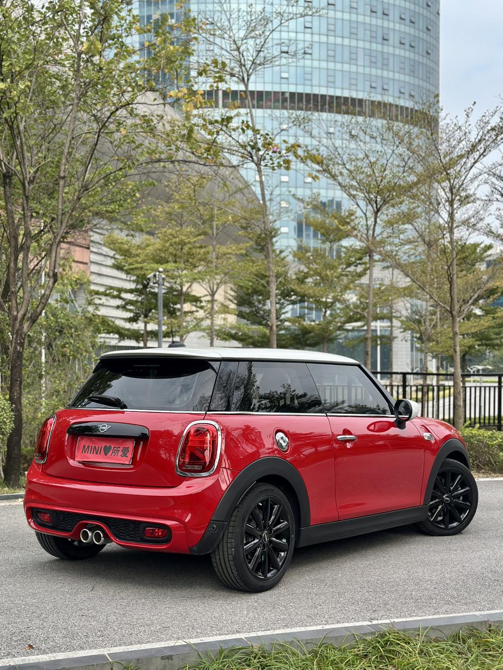MINI MINI