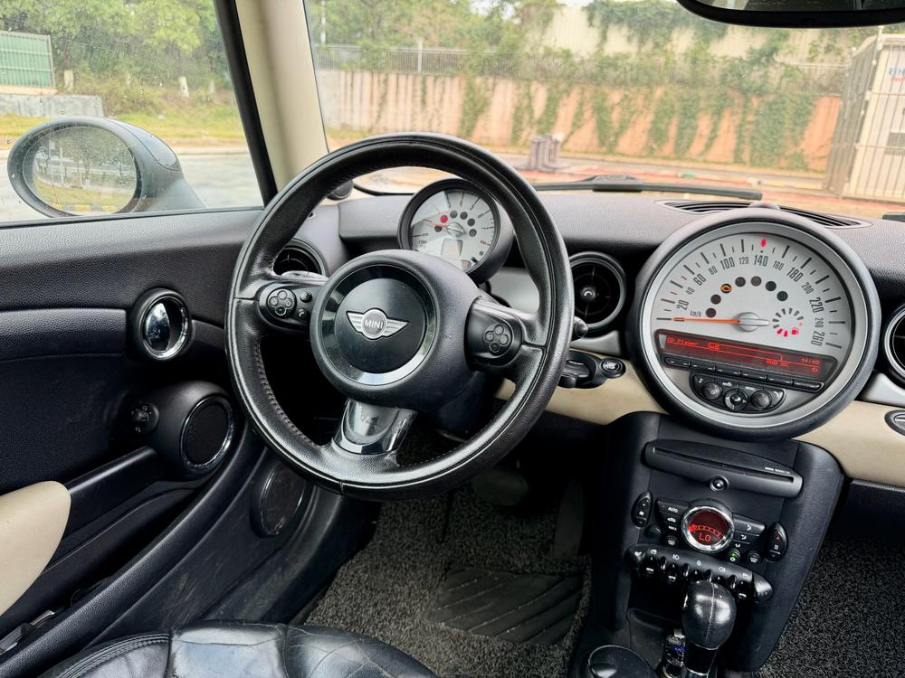 MINI MINI