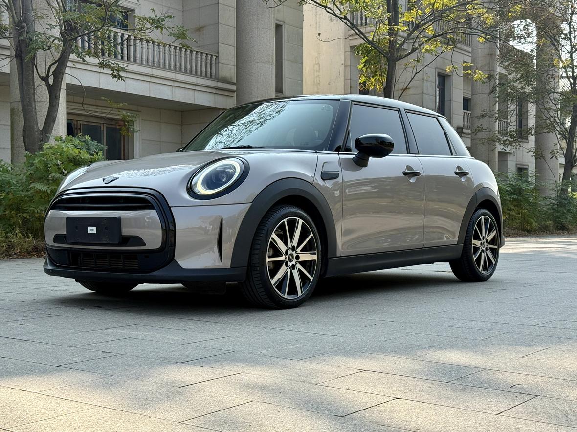MINI MINI