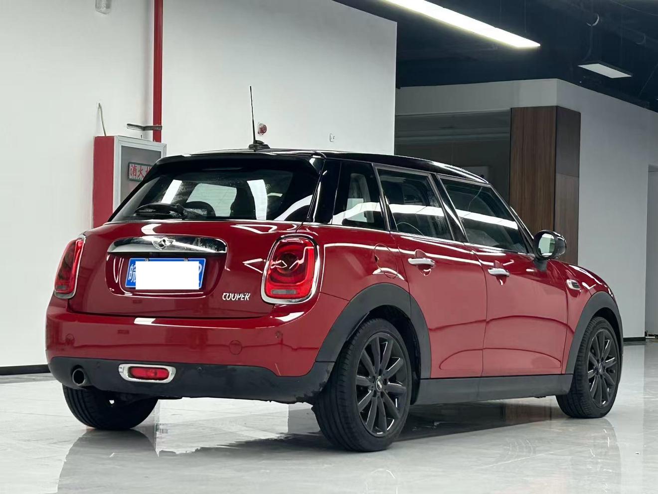 MINI MINI