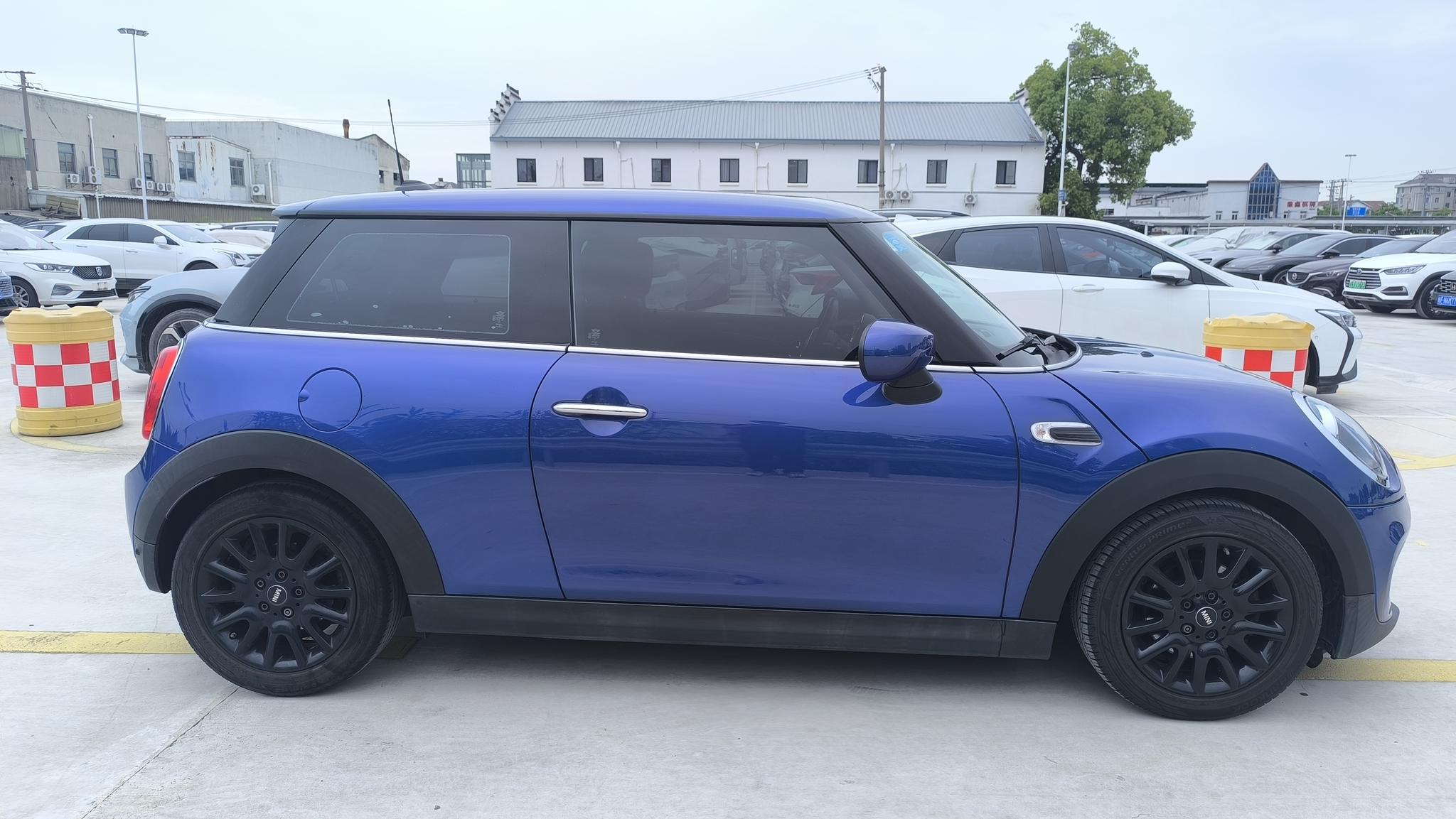 MINI MINI