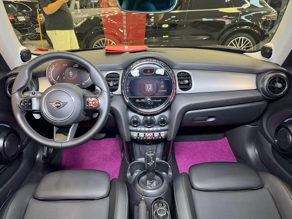 MINI MINI