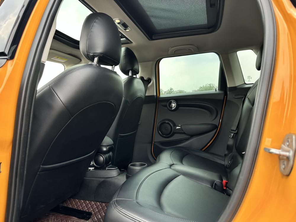MINI MINI