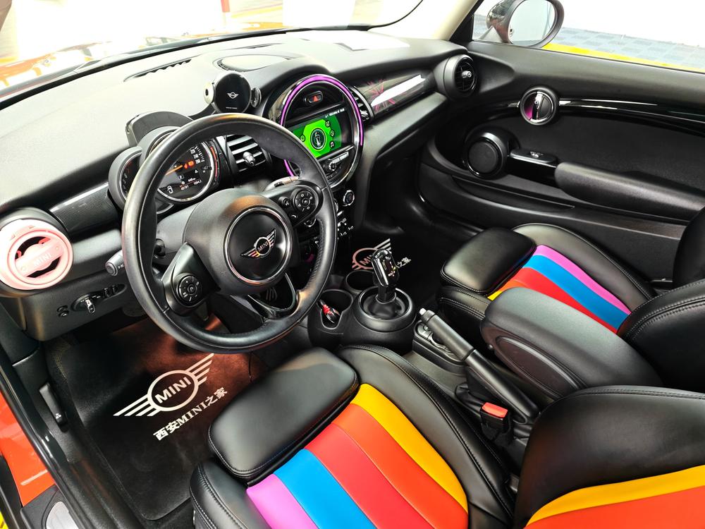 MINI MINI