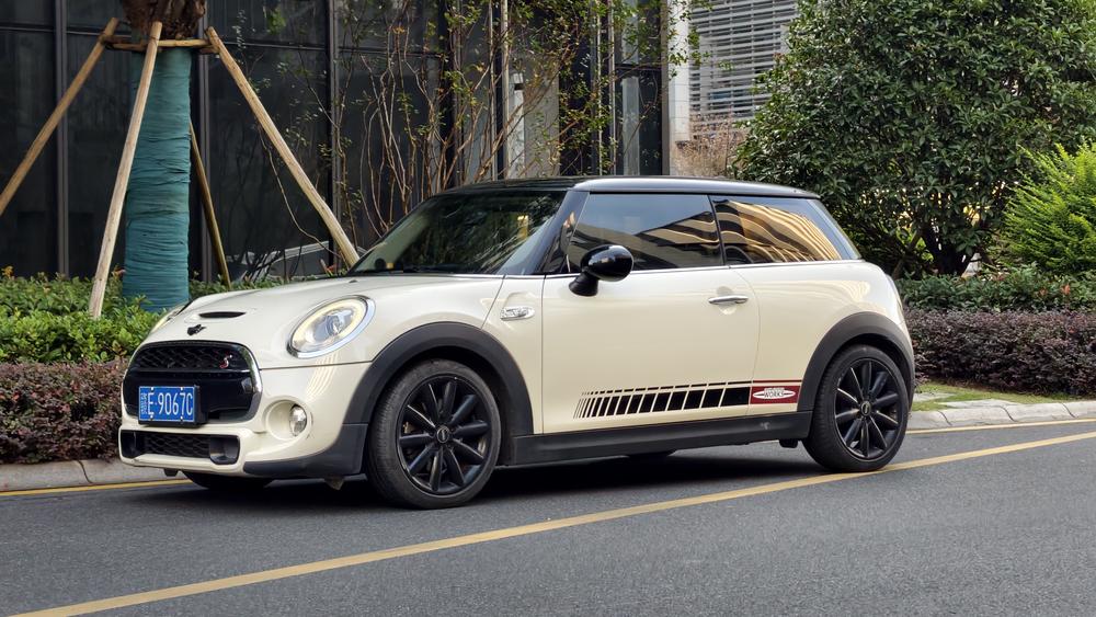 MINI MINI