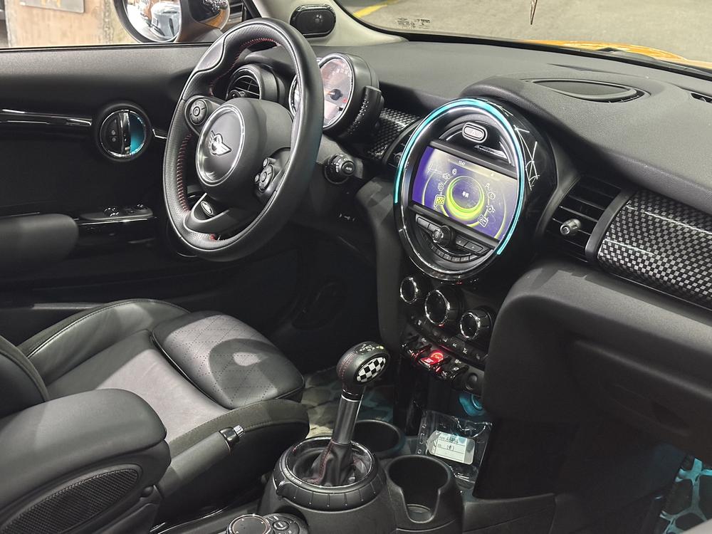 MINI MINI